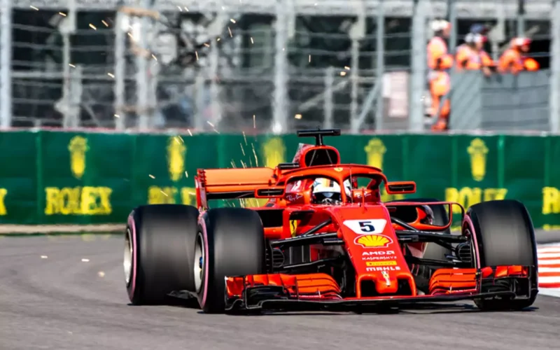 This is why F1 cars spark (bottoming out)